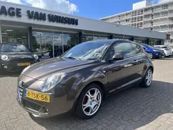 Bruin Gebruikt 2014 Alfa Romeo MiTo Distinctive Hatchback | € 8.450 (Eerlijke prijs)