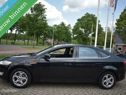 Zwart Gebruikt 2009 Ford Mondeo Ghia Hatchback | € 3.950 (Goede deal)