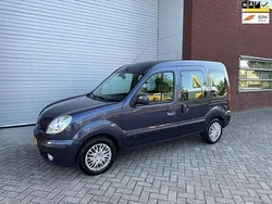 Blauw, metallic lak Gebruikt 2004 Renault Kangoo MPV | € 3.499 (Eerlijke prijs)
