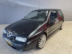 Blauw Gebruikt 2000 Alfa Romeo 145 Hatchback | € 3.499