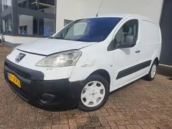 Wit Gebruikt 2009 Peugeot Partner MPV | € 1.250 (Goede deal)