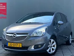 Grijs, metallic lak Gebruikt 2016 Opel Meriva MPV | € 10.444 (Eerlijke prijs)