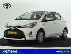 Wit Gebruikt 2016 Toyota Yaris Hatchback | € 12.745 (Eerlijke prijs)