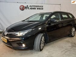 Zwart Gebruikt 2017 Toyota Auris Touring Sports Stationwagen | € 14.500 (Eerlijke prijs)