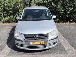 Grijs Gebruikt 2007 VW Touran MPV | € 3.700 (Iets duurder)