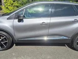 Grijs Gebruikt 2014 Renault Captur Dynamique SUV | € 7.750 (Eerlijke prijs)