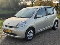 Grijs Gebruikt 2006 Daihatsu Sirion Hatchback | € 2.999 (Eerlijke prijs)