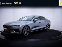 Grijs, metallic lak Gebruikt 2021 Volvo S60 R-Design Sedan | € 22.750 (Eerlijke prijs)