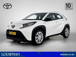 Wit Gebruikt 2024 Toyota Aygo X Play SUV | € 19.745