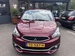 Rood Gebruikt 2018 Mitsubishi Space Star Hatchback | € 6.650 (Eerlijke prijs)