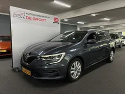Grijs Gebruikt 2021 Renault Mégane GrandTour Business Stationwagen | € 17.750 (Eerlijke prijs)