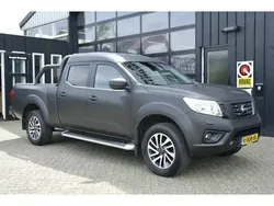 Zwart Gebruikt 2017 Nissan Navara Tekna Pickup | € 29.899 (Goede deal)