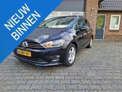 Zwart, metallic lak Gebruikt 2015 VW Golf Sportsvan Highline MPV | € 10.450 (Eerlijke prijs)