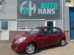 Hatchback Gebruikt 2006 Renault Clio II Dynamique Hatchback | € 3.999 (Eerlijke prijs)