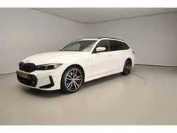 Wit Gebruikt 2024 BMW 330e M Sport Stationwagen | € 49.900 (Super prijs)