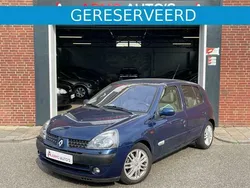 Blauw Gebruikt 2002 Renault Clio II Initiale Hatchback | € 1.799 (Super prijs)