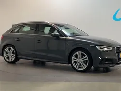 Grijs Gebruikt 2019 Audi A3 Sportback S-Line Hatchback | € 19.400 (Eerlijke prijs)