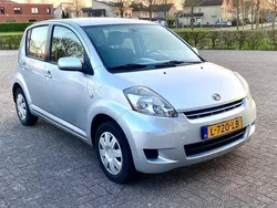 Grijs Gebruikt 2009 Daihatsu Sirion Hatchback | € 2.499 (Eerlijke prijs)