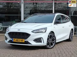 Wit Gebruikt 2018 Ford Focus ST-Line Stationwagen | € 18.710