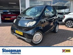Zwart Gebruikt 2006 Smart ForTwo Coupé Pure Hatchback | € 2.450 (Eerlijke prijs)