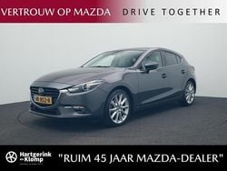 Machine gray Gebruikt 2017 Mazda 3 Hatchback | € 15.950 (Eerlijke prijs)