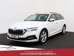 Wit Gebruikt 2022 Skoda Octavia Business Line Stationwagen | € 25.950 (Super prijs)