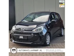 Zwart Gebruikt 2018 Hyundai i10 Comfort Hatchback | € 8.440 (Eerlijke prijs)