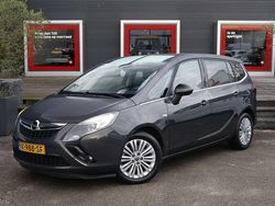 Grijs (metallic) Gebruikt 2016 Opel Zafira Tourer MPV | € 12.950