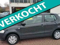 Grijs Gebruikt 2007 VW Fox Trendline Hatchback | € 2.995 (Duur)