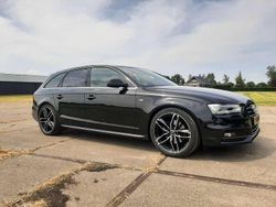 Zwart Gebruikt 2014 Audi A4 Sport Stationwagen | € 14.995 (Eerlijke prijs)