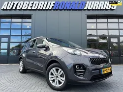 Grijs, metallic lak Gebruikt 2018 Kia Sportage SUV | € 17.750 (Eerlijke prijs)