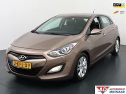 Bruin Gebruikt 2013 Hyundai i30 Hatchback | € 10.950 (Iets duurder)