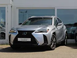 Zilver, metallic lak Gebruikt 2022 Lexus UX Sport Line SUV | € 39.940