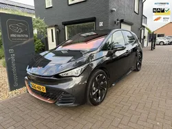 Grijs Gebruikt 2022 Cupra Born Hatchback | € 29.900 (Eerlijke prijs)