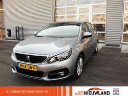 Grijs Gebruikt 2019 Peugeot 308 Active Hatchback | € 13.950 (Iets duurder)