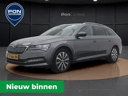 Grijs Gebruikt 2023 Skoda Superb Business Line Stationwagen | € 31.450 (Super prijs)