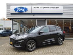 Zwart Gebruikt 2022 Ford Kuga ST-Line SUV | € 26.440 (Goede deal)