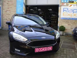 Zwart Gebruikt 2017 Ford Focus Hatchback | € 6.450 (Eerlijke prijs)