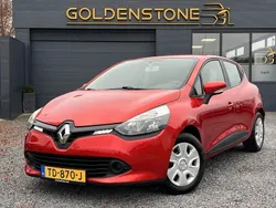 Rood Gebruikt 2013 Renault Clio IV Hatchback | € 6.243 (Goede deal)