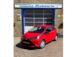 Rood Gebruikt 2015 Toyota Aygo Hatchback | € 6.450 (Eerlijke prijs)