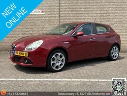 Rood Gebruikt 2010 Alfa Romeo Giulietta Distinctive Hatchback | € 3.950 (Eerlijke prijs)