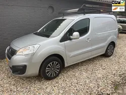 Grijs Gebruikt 2019 Peugeot Partner Premium MPV | € 7.995 (Goede deal)