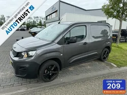 Grijs Gebruikt 2021 Peugeot Partner Premium MPV | € 12.888 (Eerlijke prijs)
