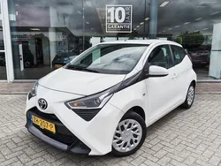 Wit Gebruikt 2019 Toyota Aygo X-play Hatchback | € 8.995 (Eerlijke prijs)