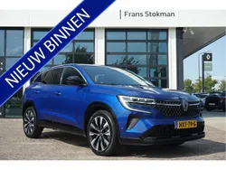 Blauw metallic Gebruikt 2023 Renault Austral Techno SUV | € 32.950 (Goede deal)