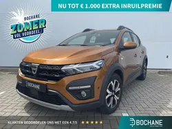 Oranje Gebruikt 2022 Dacia Sandero Expression Hatchback | € 13.495 (Goede deal)