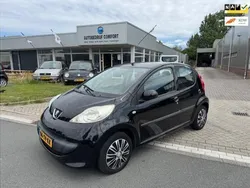 Zwart Gebruikt 2007 Peugeot 107 Hatchback | € 2.499 (Eerlijke prijs)