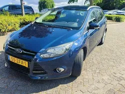 Blauw Gebruikt 2012 Ford Focus Titanium Stationwagen | € 3.599 (Eerlijke prijs)