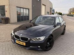 Blauw Gebruikt 2014 BMW 316 Executive Sedan | € 12.400 (Goede deal)