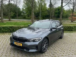 Grijs Gebruikt 2019 BMW 320 Stationwagen | € 20.499 (Iets duurder)
